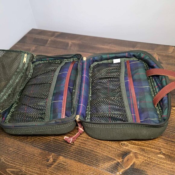 ORVIS BATTENKILL HANGING TRAVEL KIT, CANVAS AND LEATHER - Picture 4 of 13